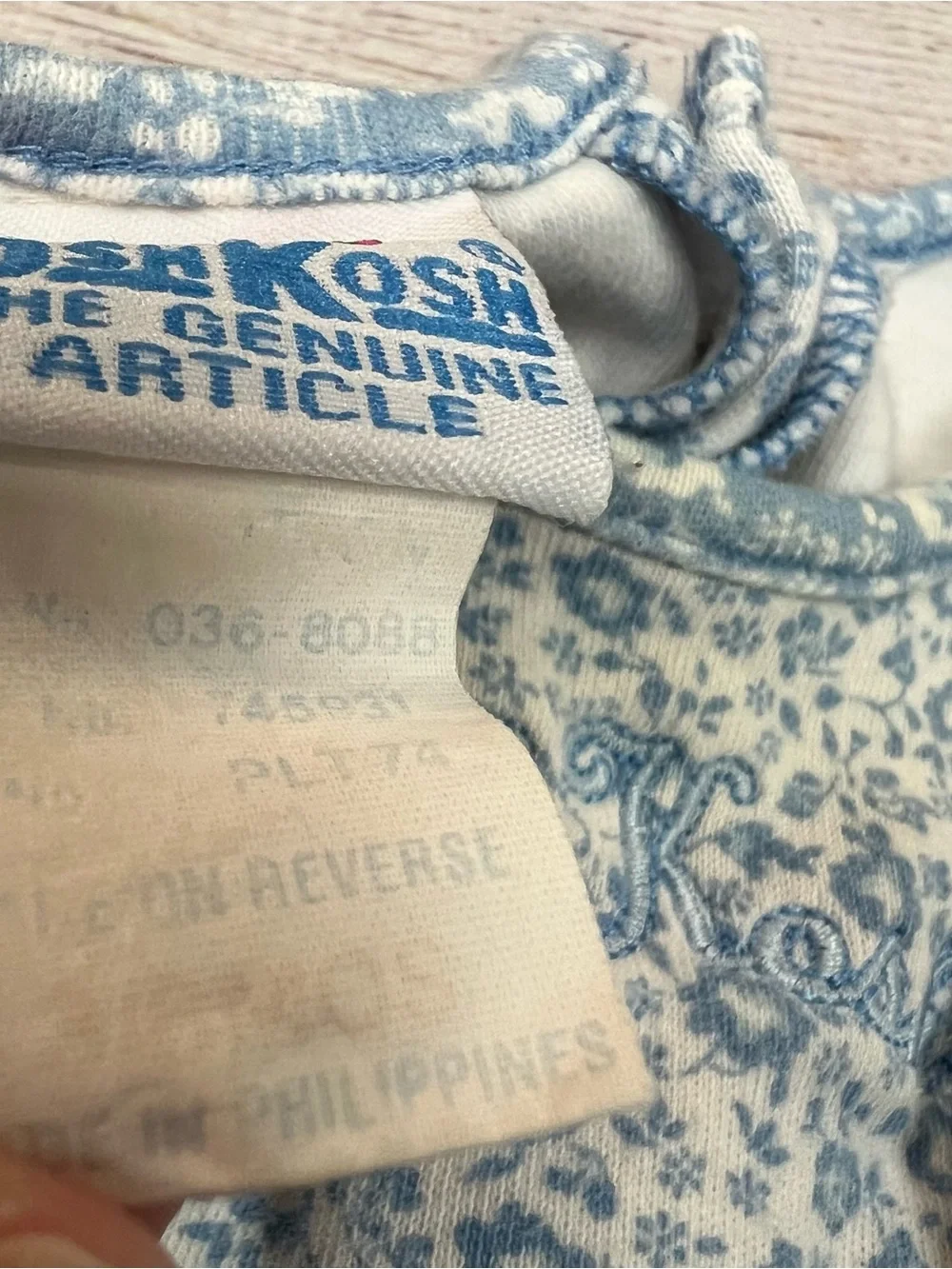 Vintage Oshkosh B’Gosh Girls Blue White Floral Romper Jumpsuit Size 3-6 M 90s